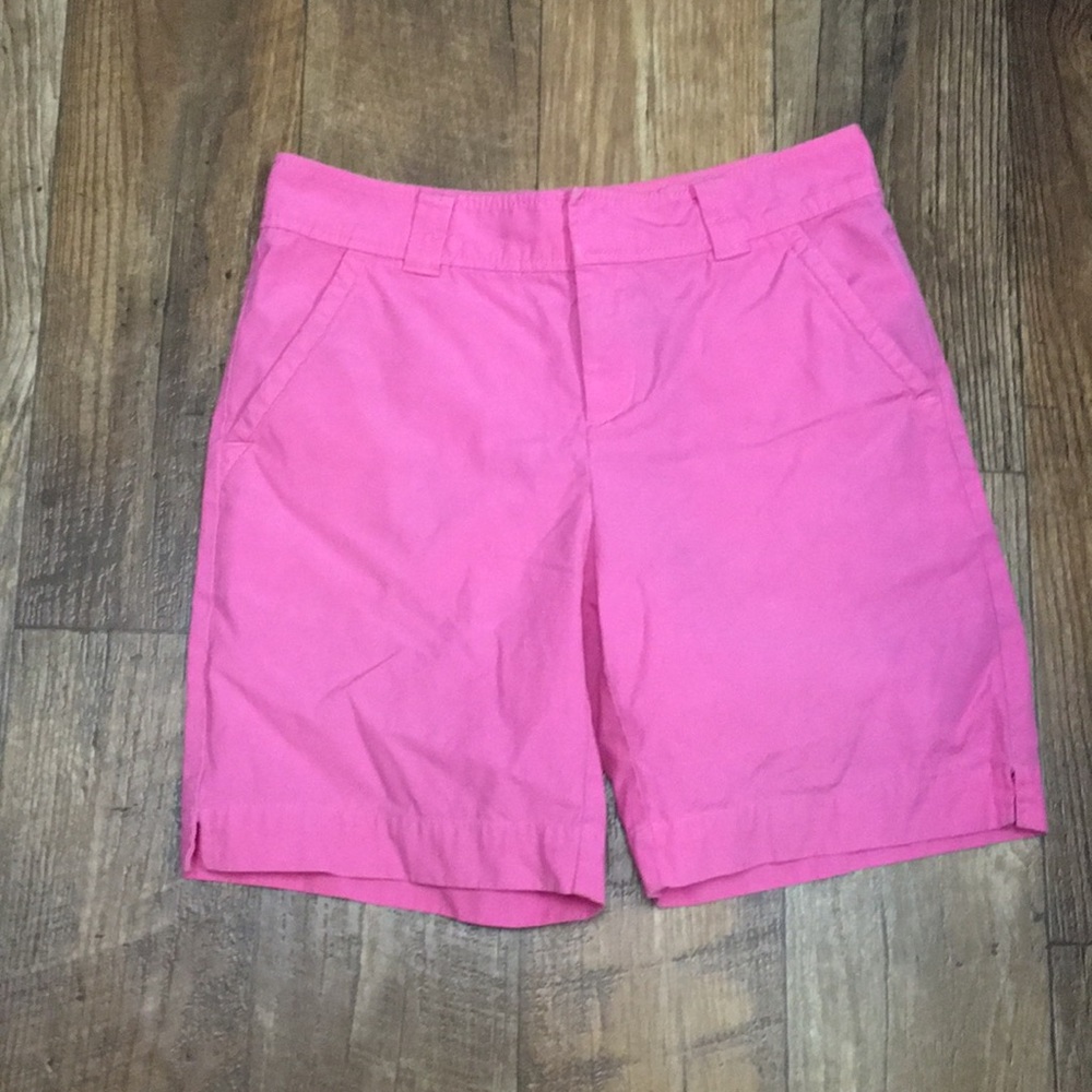 Lilly Pulitzer resort Bermuda in hotty pink
